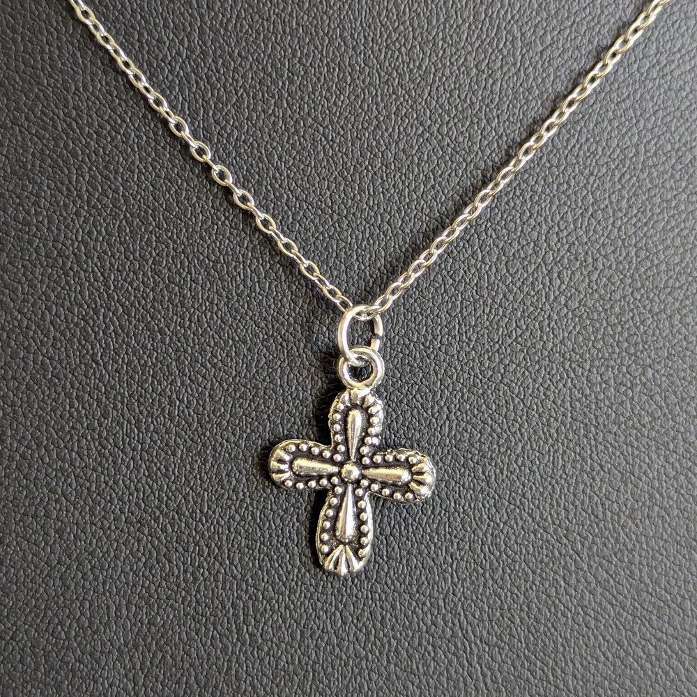 Elegant Silver Cross Pendant Necklace